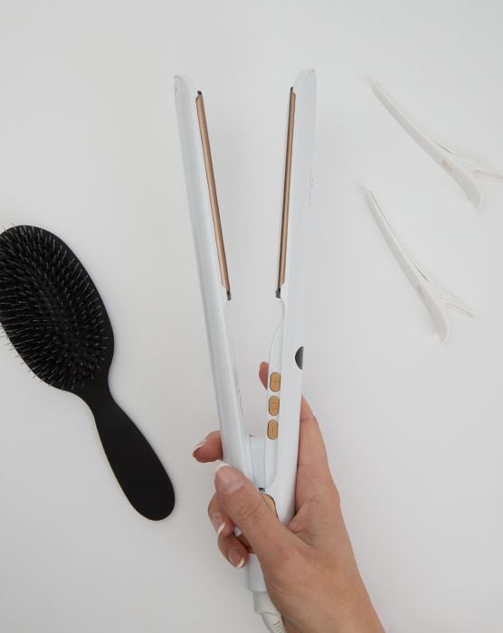 Beauty Works Straightener